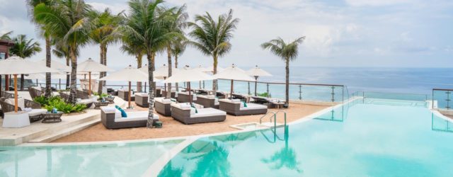 5 Amazing Hotel Pools in Bali